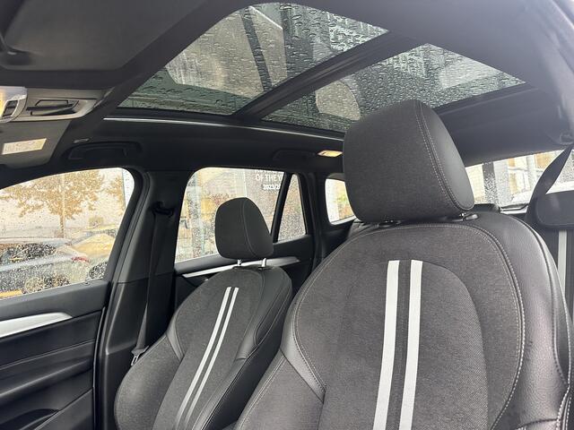 BMW X1 xDrive25e Executive | Pano | Camera | HUD |