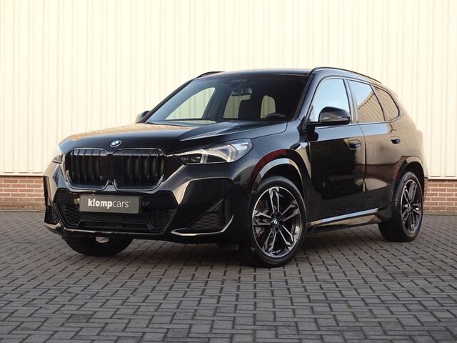 BMW X1 xDrive23i | M-Sport | Harman/Kardon | Panoramadak | Head-up | Full Options!