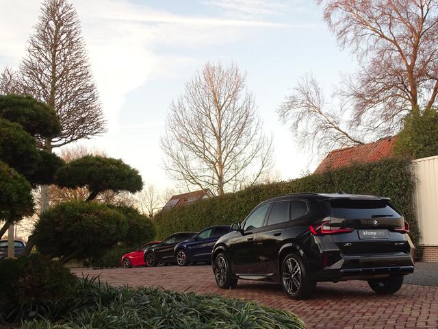 BMW X1 xDrive23i | M-Sport | Harman/Kardon | Panoramadak | Head-up | Full Options!