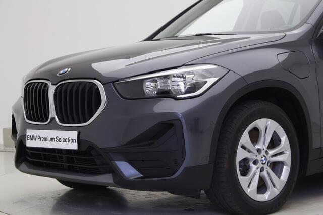 BMW X1 xDrive25e | Active Cruise Controle | 2 jaar BMW Garantie | Camera | Harman Kardon | Stoelverwarming | Head-Up |