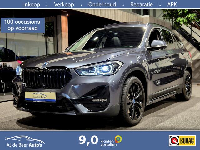 BMW X1 xDrive25e High Executive Sportline | Panorama | Camera | Stoelverwarming | 4x4 | LED