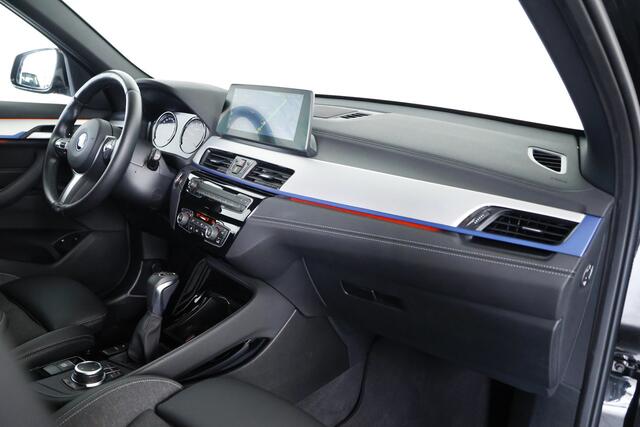 BMW X1 xDrive25e M-Sport / Opendak / LED / HUD / Navi / Cam