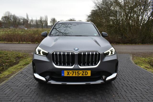 BMW X1 xDrive25e '24 245PK PANO, TREKH, ACC 29DKM!