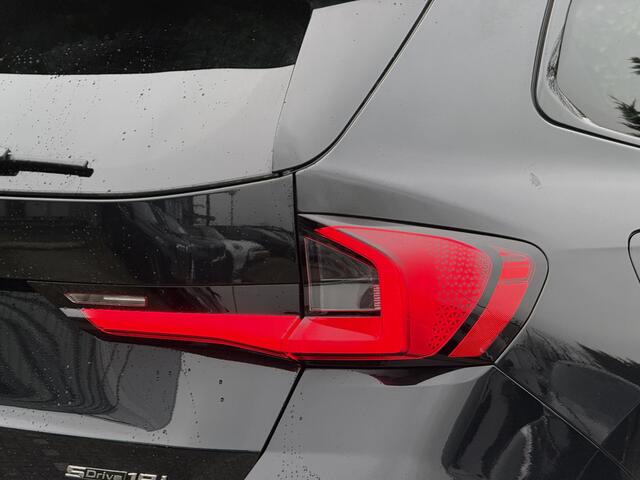 BMW X1 sDrive18i | M-Sport | Panorama | Harman/kardon | Elek. stoelverst. | Camera | Driving ass. Plus | Trekhaak
