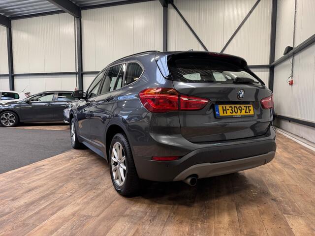 BMW X1 sDrive 18i Centennial Executive / AUTOMAAT / NAVI / PDC /