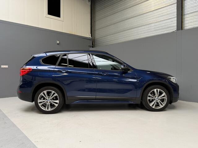 BMW X1 sDrive18i High Executive Automaat|Sportstoelen|Leder|Trekhaak