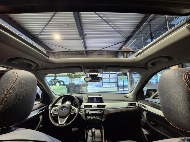 BMW X1 xDrive25e Executive Sportline | Panorama | Trekhaak | Carplay | Stoelverwarming