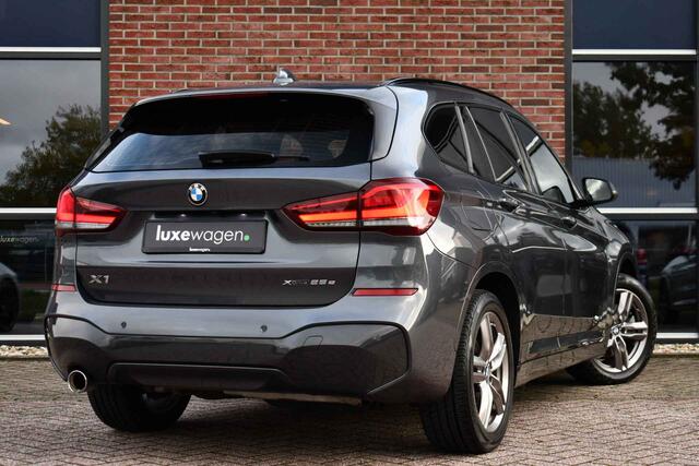 BMW X1 xDrive25e M-Sport Shadowline El-Klep 18inch Stoelverw