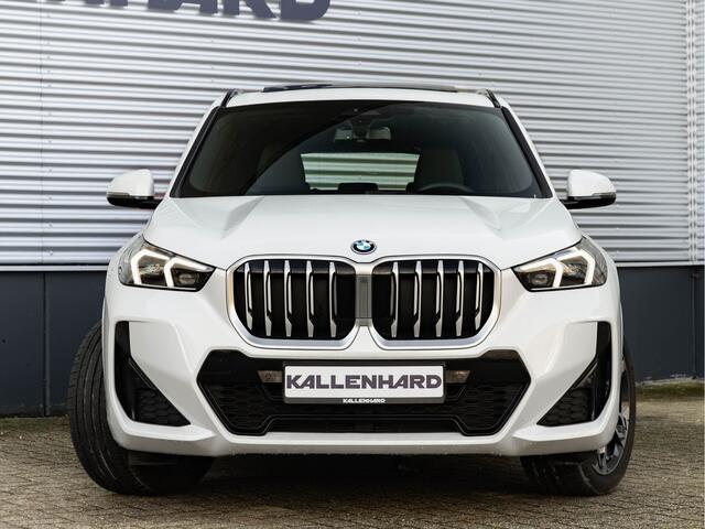 BMW X1 xDrive25e M-Sport - Pano - 19 inch - Camera - Comfort Access