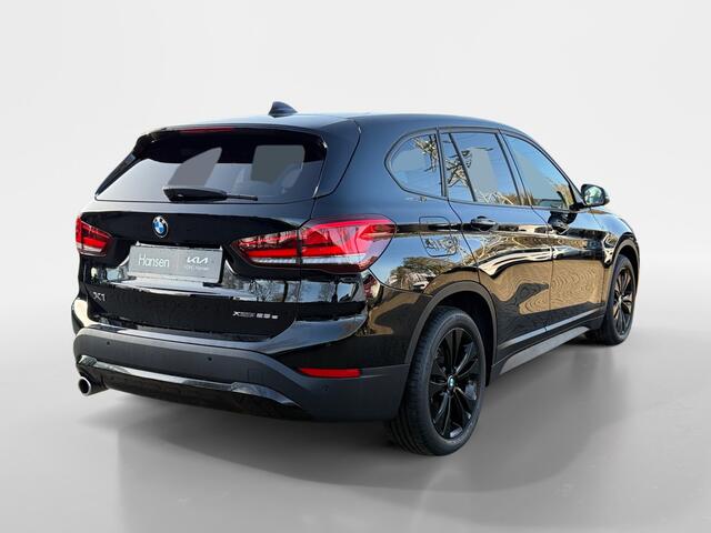 BMW X1 xDrive25e Executive I HarmanKardon I Camera AUTOMATIC | audio installatie premium | voorstoelen verwarmd | start/stop systeem