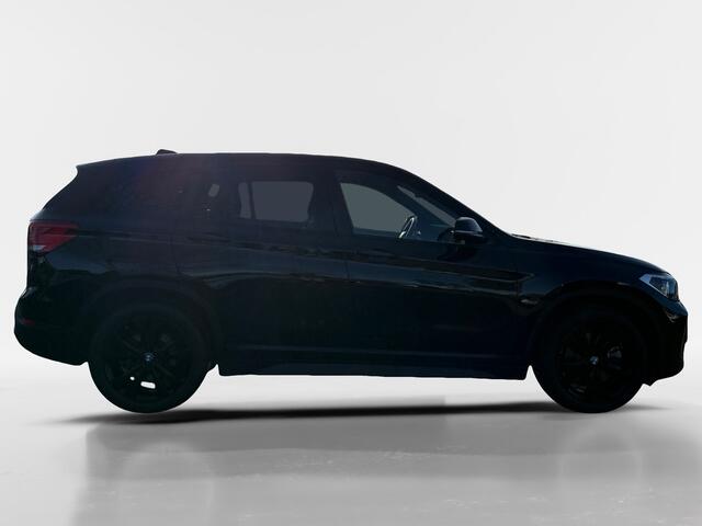 BMW X1 xDrive25e Executive I HarmanKardon I Camera AUTOMATIC | audio installatie premium | voorstoelen verwarmd | start/stop systeem