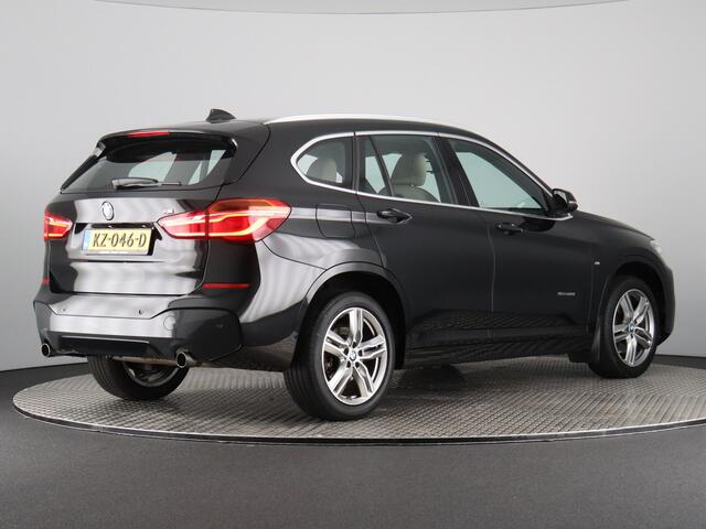 BMW X1 sDrive20i Centennial High Executive M-Sport (NL-Auto / Afn. trekhaak nieuw! / Head Up / Navi)