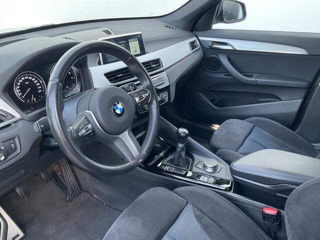 BMW X1 18i 140pk M-Sport Executive Edition Clima Cruise Head up Display