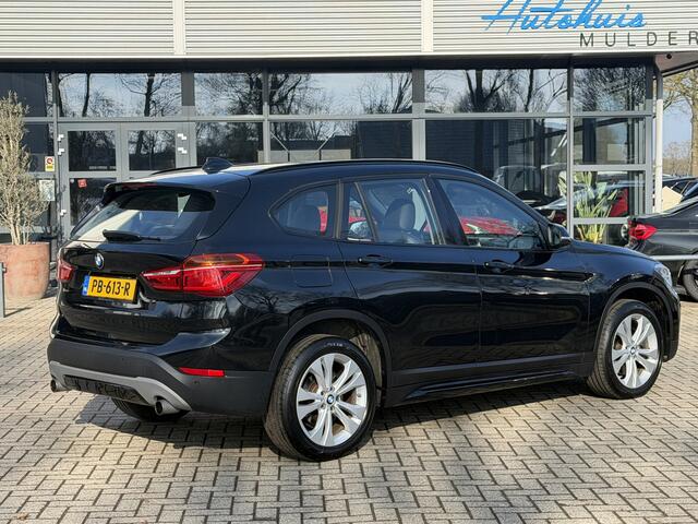 BMW X1 sDrive20i Corporate Lease High Executive Automaat/Leder/Stoelverwarming