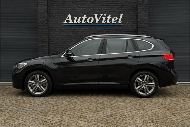 BMW X1 xDrive25e M-Sport | Head-Up | Sportleder | PDC A | LED | DAB | Elektrische Klep