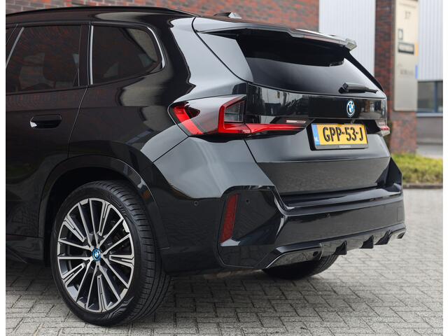 BMW X1 30e xDrive | Pano - Trekhaak - Camera