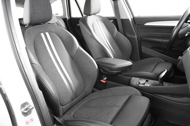 BMW X1 sDrive16d Sportline *1ste Eigenaar*Navigatie*Trekhaak*Camera*