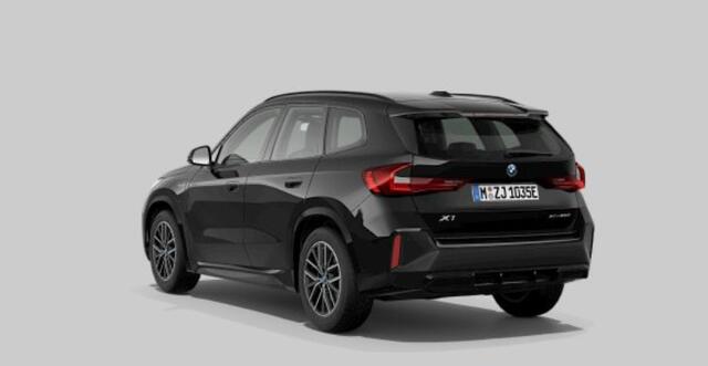 BMW X1 xDrive25e M Sport - Driving Assistant Plus - Comfort Access - Elektrisch verwarmde voorstoelen - PREMIUM PACK - Sportstoelen -