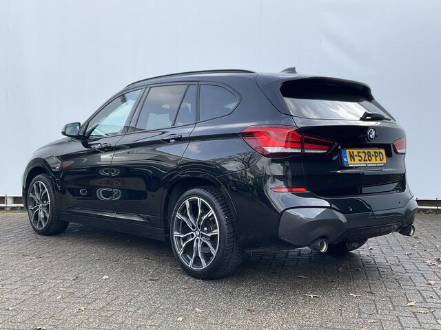 BMW X1 20i M-Sport Business Edition Plus Afn.Trekhaak HUD Leer Stoelverw 19 Inch Keyless NL-Auto!