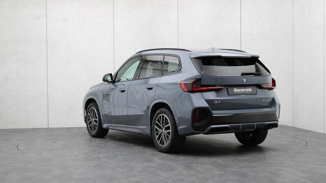 BMW X1 sDrive18i M-Sport | Stuurwielverwarming | Trekhaak | Driving Assistant Plus | Memory