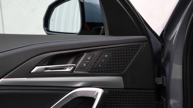 BMW X1 sDrive18i M-Sport | Stuurwielverwarming | Trekhaak | Driving Assistant Plus | Memory