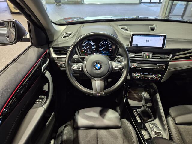 BMW X1 xDrive25e Executive Sportline | Camera | Trekhaak | Carplay | Stoelverwarming