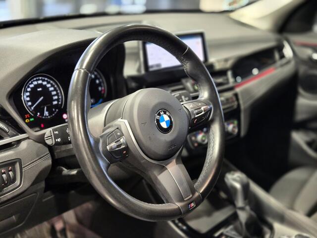 BMW X1 xDrive25e Executive Sportline | Camera | Trekhaak | Carplay | Stoelverwarming