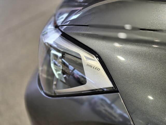 BMW X1 xDrive25e Executive Sportline | Camera | Trekhaak | Carplay | Stoelverwarming