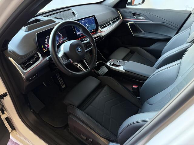 BMW X1 XDRIVE 25E PLUG IN HYBIRD M-SPORT LED PANORAMA .SCHUIFDAK ELEK.KLEP NAVI STOELVERW M-SHADOW LINE ELEK.STOEL ZWARTE.HEMEL 2025 PHEV PLUG IN HYBRID AWD 4X4 4WD ? Top Auto's. Al 30 Jaar uw Bmw Specialist in , BMW M / M Sport / PHEV / HEV / Hybrid / Mhev / 2