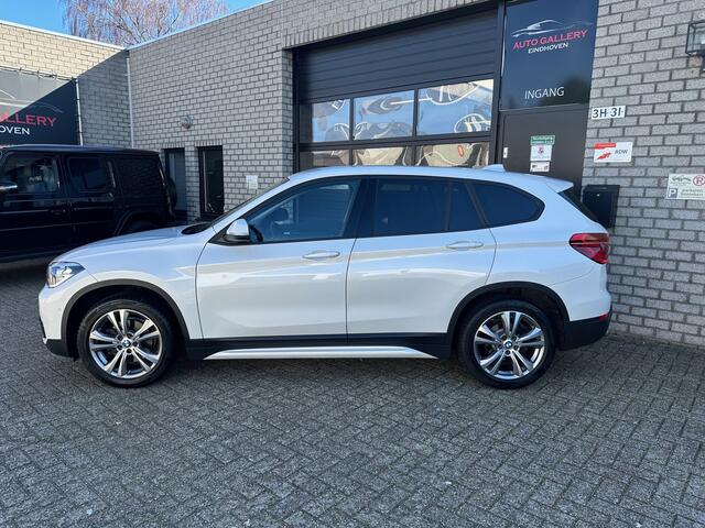 BMW X1 sDrive18i High Executive *NAVI*STOEL VERW*TREKHAAK*CRUISE-CONTROL*