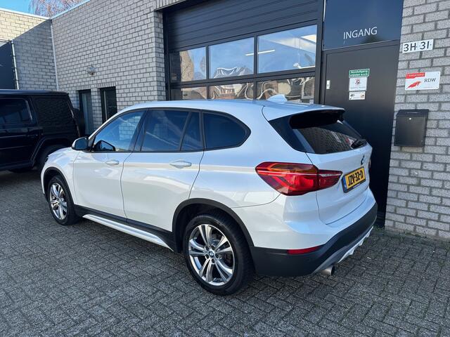 BMW X1 sDrive18i High Executive *NAVI*STOEL VERW*TREKHAAK*CRUISE-CONTROL*
