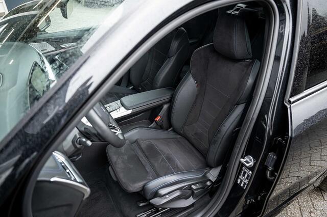 BMW X1 sDrive18i | M-Sport | Shadow | Harman/Kardon | Keyless | Sportstoelen | Camera | Adap. led | 19' inch |