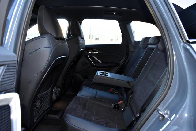 BMW X1 xDrive30e Plugin Hybrid 326PK Aut. M-Sport | Panodak | Head-Up | 360 Camera | Navi | Incl. garantie