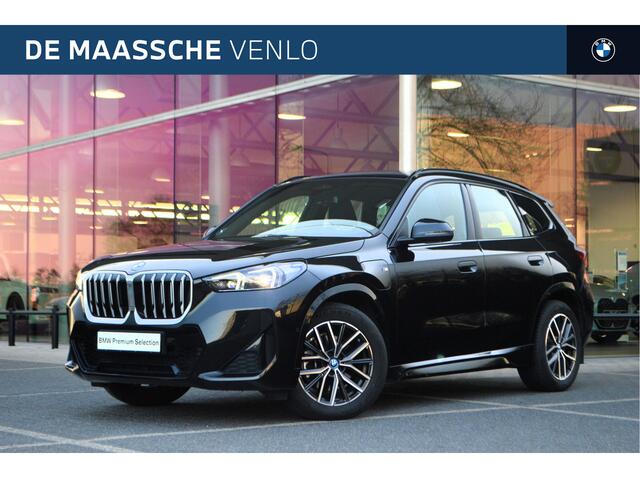 BMW X1 xDrive25e M Sport Automaat / M Adaptief onderstel / Sportstoelen / Comfort Access / Achteruitrijcamera / / Harman-Kardon / Adaptieve LED