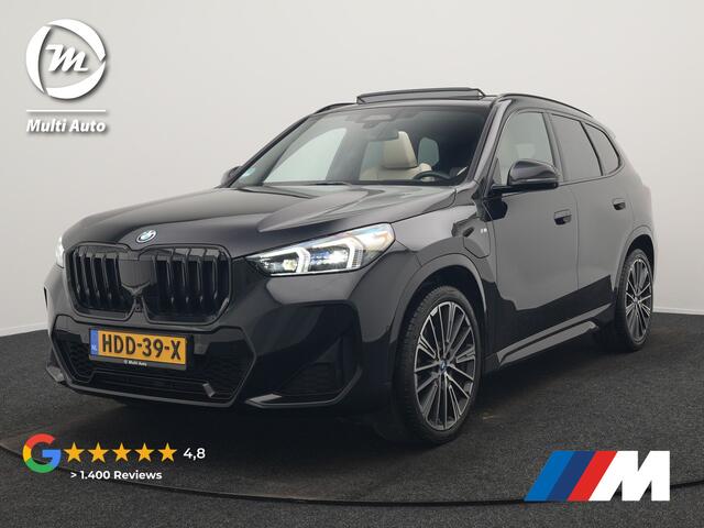 BMW X1 xDrive30e M Sport Plug In Hybrid 326pk Dealer O.H. PHEV | Panodak | Trekhaak af Fabriek | Lederen Sportstoelen Massage & Memory | Adaptive Cruise | 360 Camera | 20 "L.M | Harman / Kardon | Head Up | Keyless |