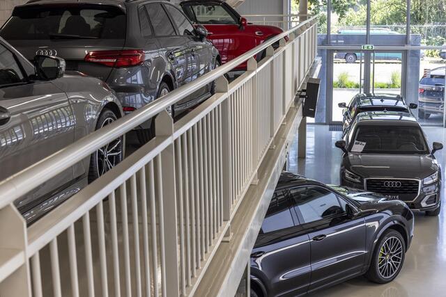 BMW X1 xDrive25e High Ex. Sportline Black|Leer|memory|Cam|Sfeer