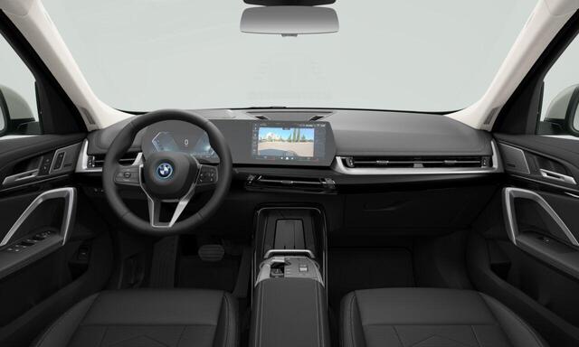 BMW X1 xDrive25e xLine | Panoramadak | Head-Up Display | Harman Kardon | Trekhaak