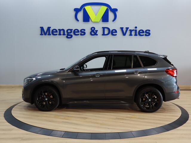 BMW X1 sDrive20i Business Edition Airco ECC | Head Up Display | Apple Carplay | Camera | LED | Cruise Control | Isofix | NAP