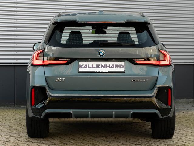 BMW X1 xDrive25e M-Sport - Premium Pack - Camera - Stoelverwarming