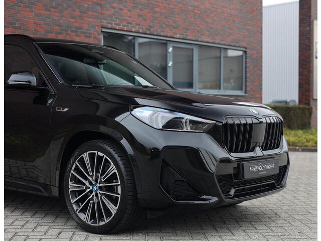 BMW X1 30e xDrive | Pano - Trekhaak - Camera