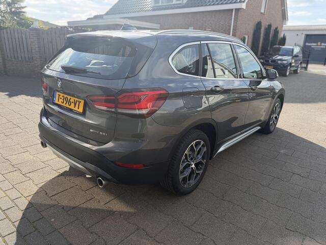 BMW X1 sDrive20i High Executive Adapt.Cruise BMW X1 sDrive20i High Executive 3091km