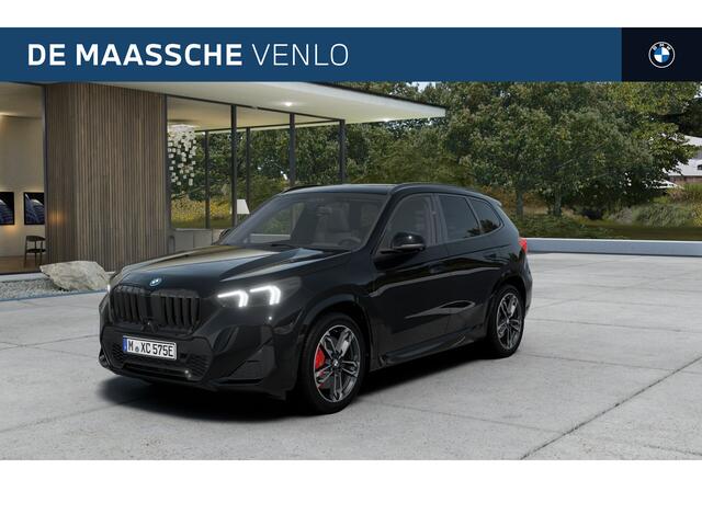 BMW X1 xDrive25e High Executive M Sport Automaat / Panoramadak / Sportstoelen / M Adaptief onderstel / Adaptieve LED / Head-Up / Parking Assistant Plus / Comfort Access