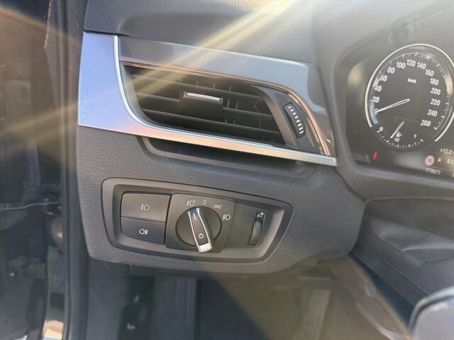 BMW X1 sDrive20i Orange Edition II Leer/Stlvrw/Navi/PDC