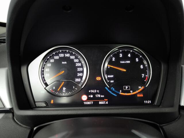 BMW X1 sDrive18i Executive Edition Camera | Panoramadak | Trekhaak