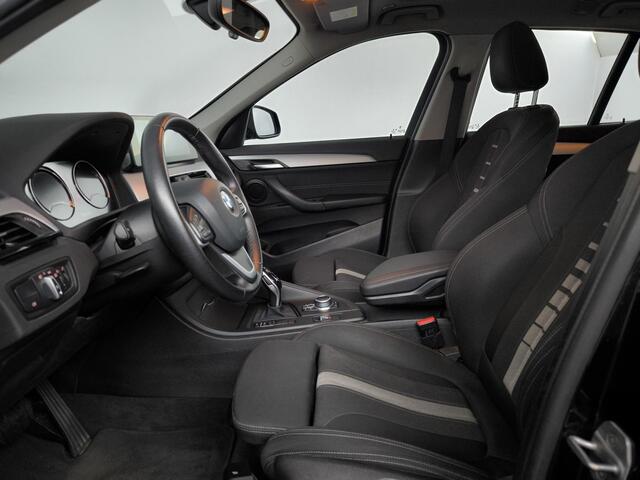 BMW X1 sDrive18i Executive Edition Camera | Panoramadak | Trekhaak