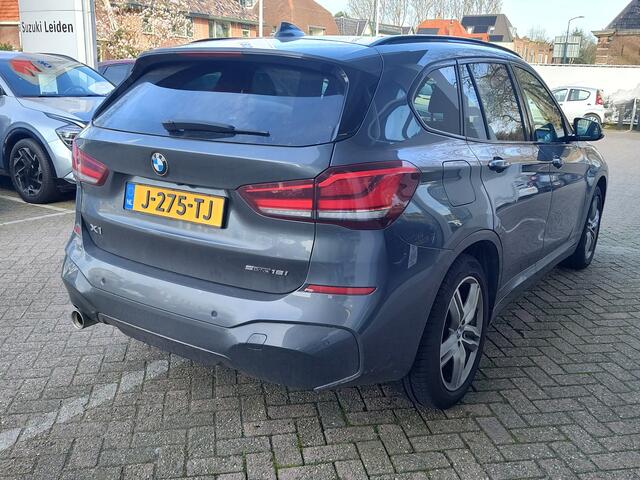 BMW X1 SDRIVE18i HIGH EXECUTIVE AUT. Open dak | Leder | LED | Stoelverwarming