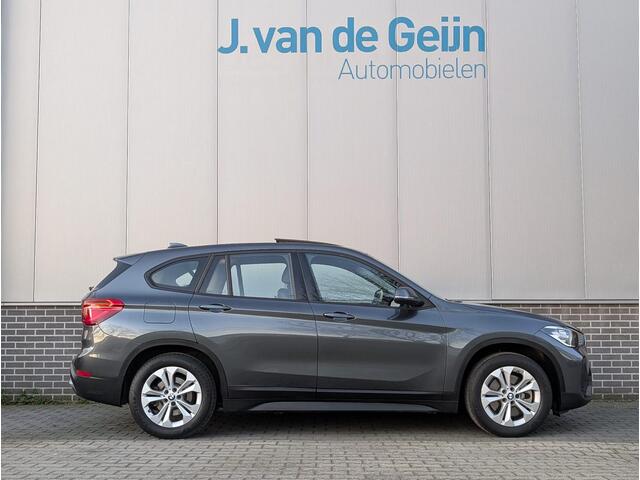BMW X1 xDrive25e eDrive Edition | Panorama | Leder | HUD| Carplay | Camera | 1e Eig