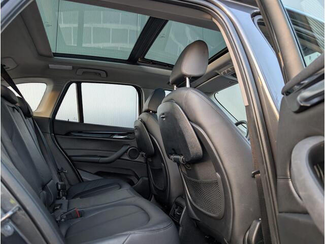 BMW X1 xDrive25e eDrive Edition | Panorama | Leder | HUD| Carplay | Camera | 1e Eig