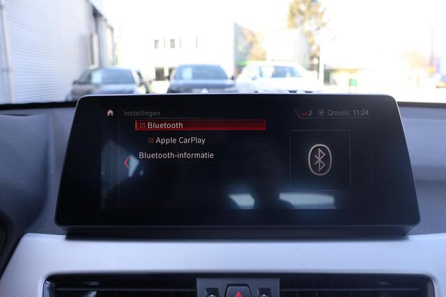 BMW X1 xDrive25e Executive 1e Eigenaar | Dealer Onderh | NAP | BTW | Head-Up | Stoelverwarming | Elek Klep | Navi | Carplay | Keyless | Bots | Cruise | Leer