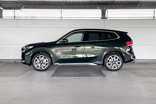 BMW X1 xDrive25e | Actiefstoelen voor | Glazen panoramadak